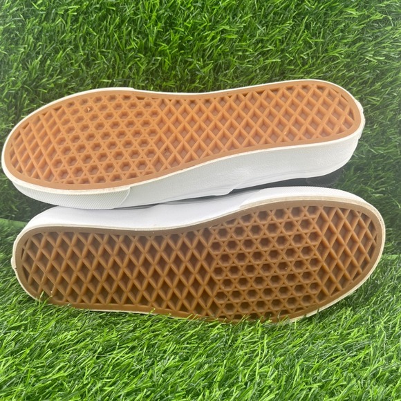 Vans Classic Slip On Perforated Leather Sneakers Black White Men US 6 Women 7.5 - Picture 7 of 10